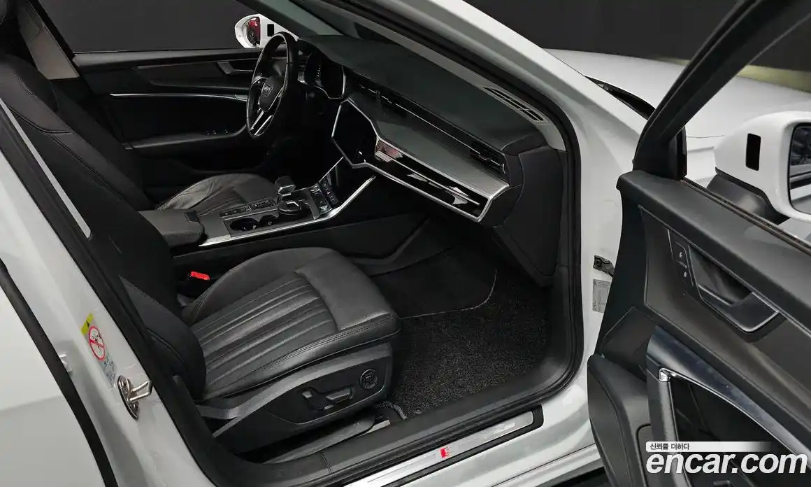 Audi A6 2020 2.0 Автомат в Москве № 163140, фото 4