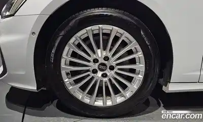 Audi A6 2021 2.0 Автомат в Москве № 163155, миниатюра 9