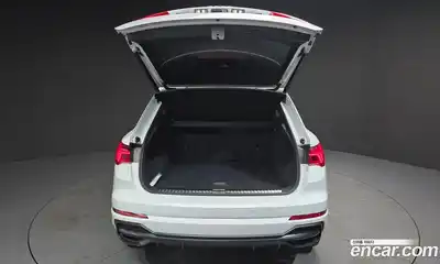 Audi Q3 2023 2.0 Автомат в Москве № 163161, миниатюра 12