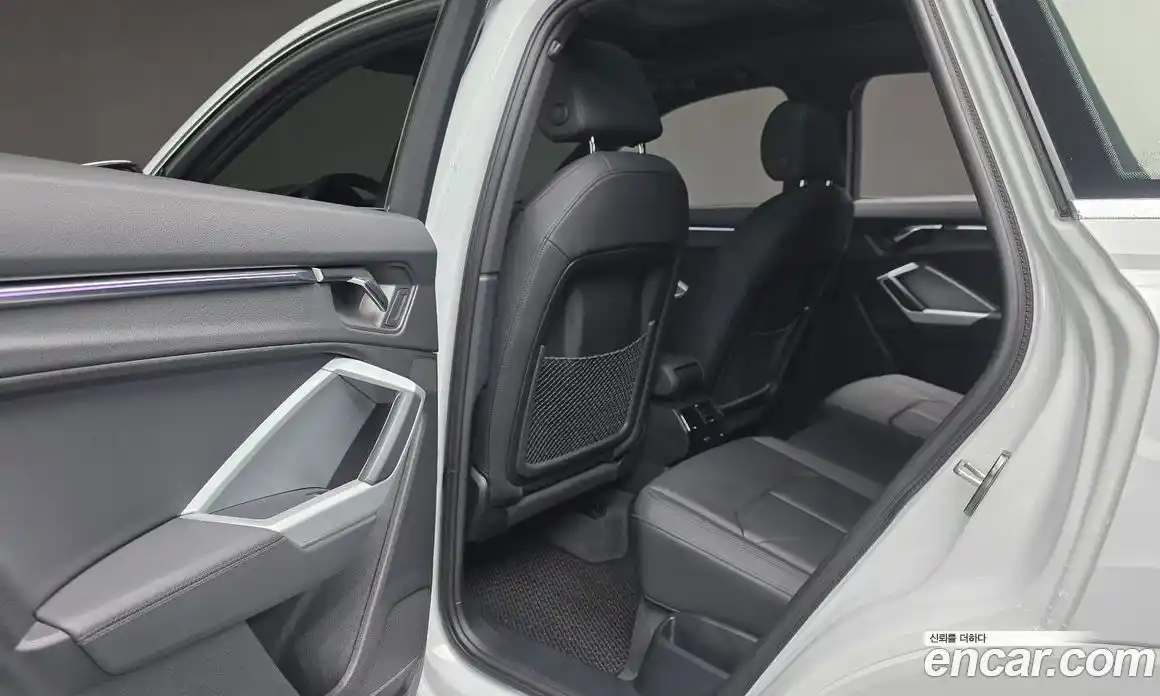 Audi Q3 2023 2.0 Автомат в Москве № 163161, фото 19