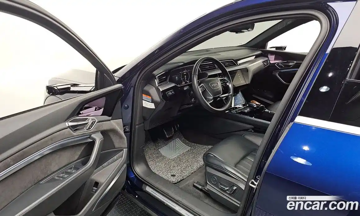 Audi e-tron 2021 0.2 Автомат в Москве № 163496, фото 13