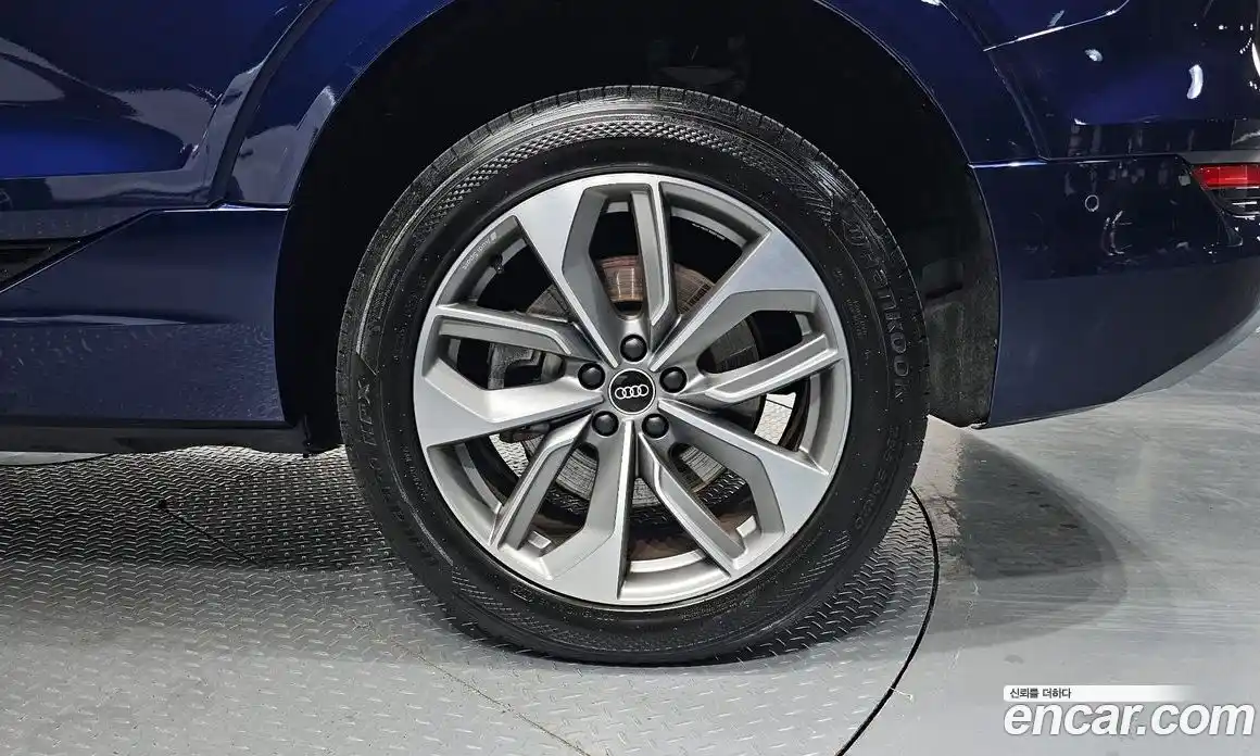 Audi e-tron 2021 0.2 Автомат в Москве № 163496, фото 16