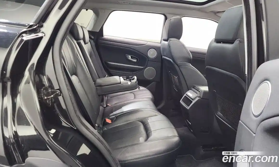 Land Rover Range-Rover Evoque 2017 2.0 Автомат в Москве № 166162, фото 17