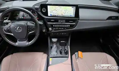 Lexus ES 2026 2.5 Автомат в Москве № 167968, миниатюра 2