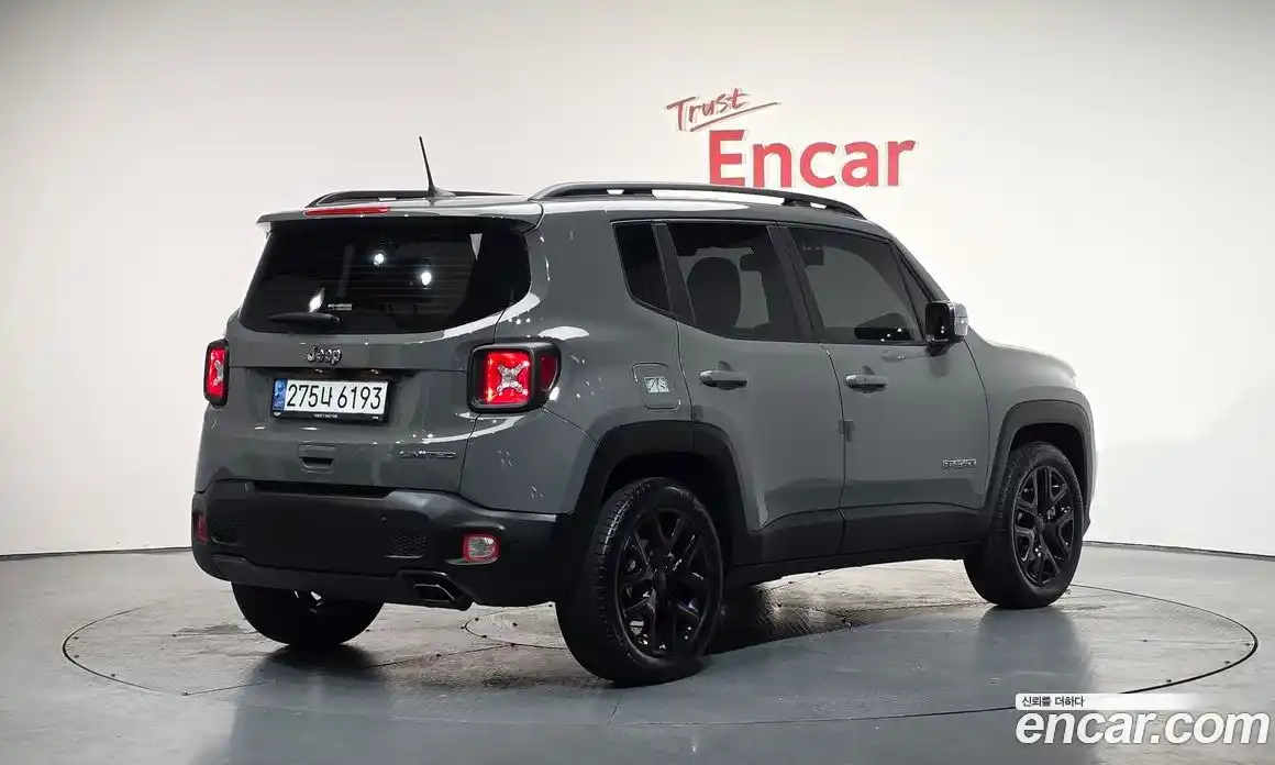 Jeep Renegade 2022 1.3 Автомат в Москве № 169385, фото 16