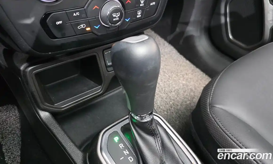 Jeep Renegade 2022 1.3 Автомат в Москве № 169385, фото 6