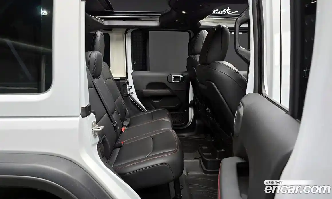 Jeep Wrangler 2024 2.0 Автомат в Москве № 169514, фото 6