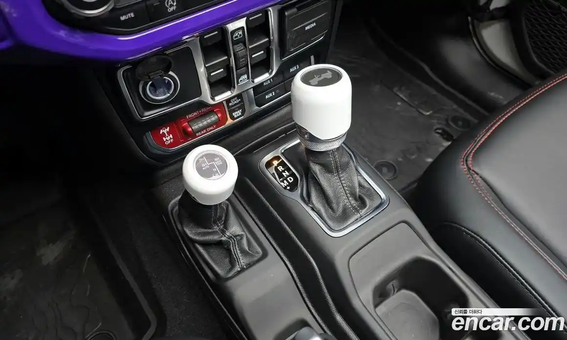 Jeep Wrangler 2024 2.0 Автомат в Москве № 169514, фото 8