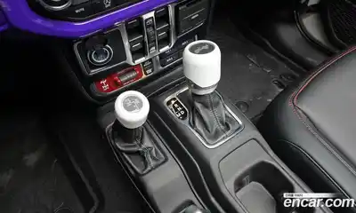 Jeep Wrangler 2024 2.0 Автомат в Москве № 169514, миниатюра 8