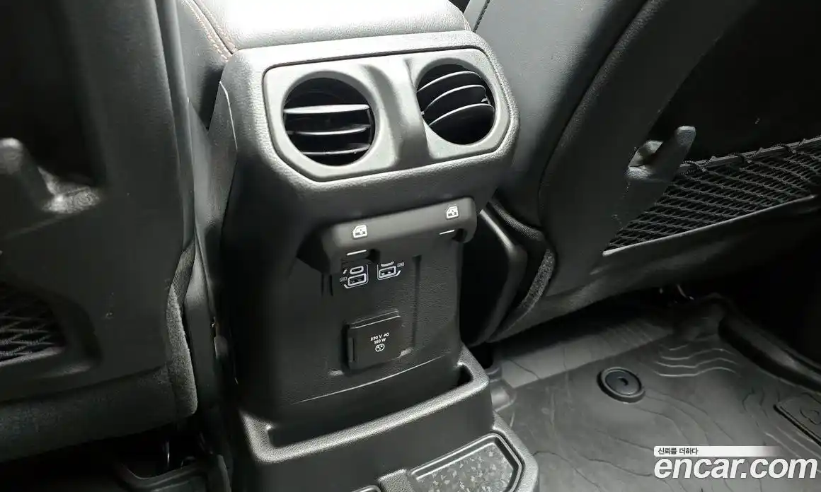 Jeep Wrangler 2024 2.0 Автомат в Москве № 169514, фото 10