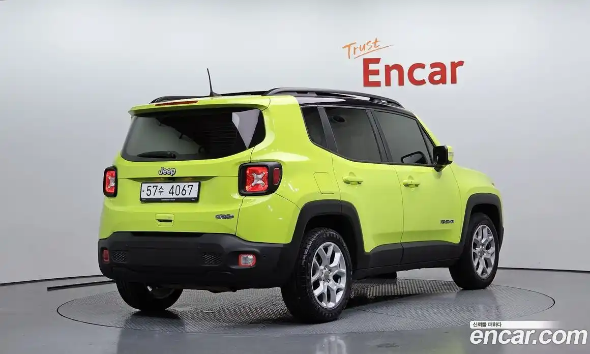 Jeep Renegade 2018 2.4 Автомат в Москве № 169748, фото 4