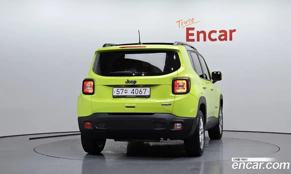 Jeep Renegade 2018 2.4 Автомат в Москве № 169748, фото 6