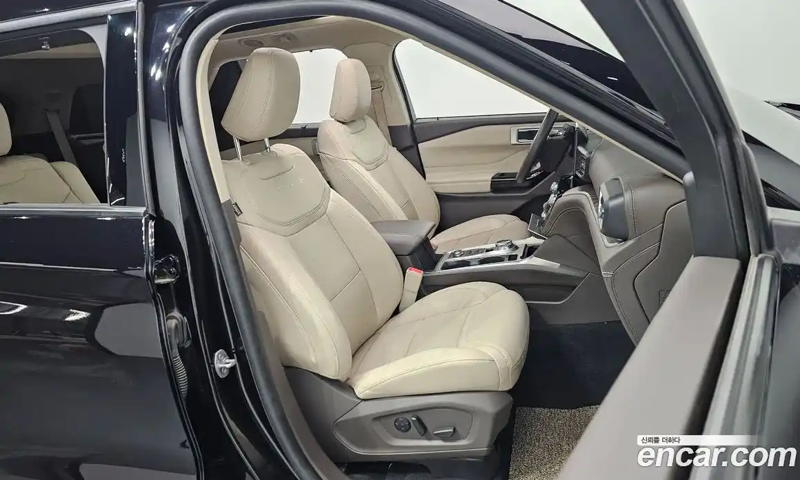 Ford Explorer 2022 3.0 Автомат в Москве № 170746, фото 18