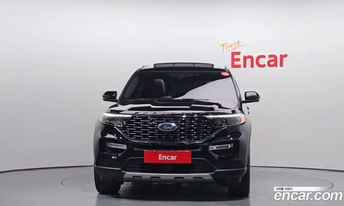 Ford Explorer 2022 3.0 Автомат в Москве № 170746, фото 2