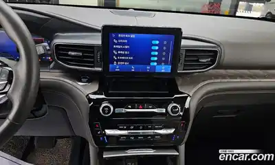 Ford Explorer 2022 3.0 Автомат в Москве № 170746, миниатюра 4