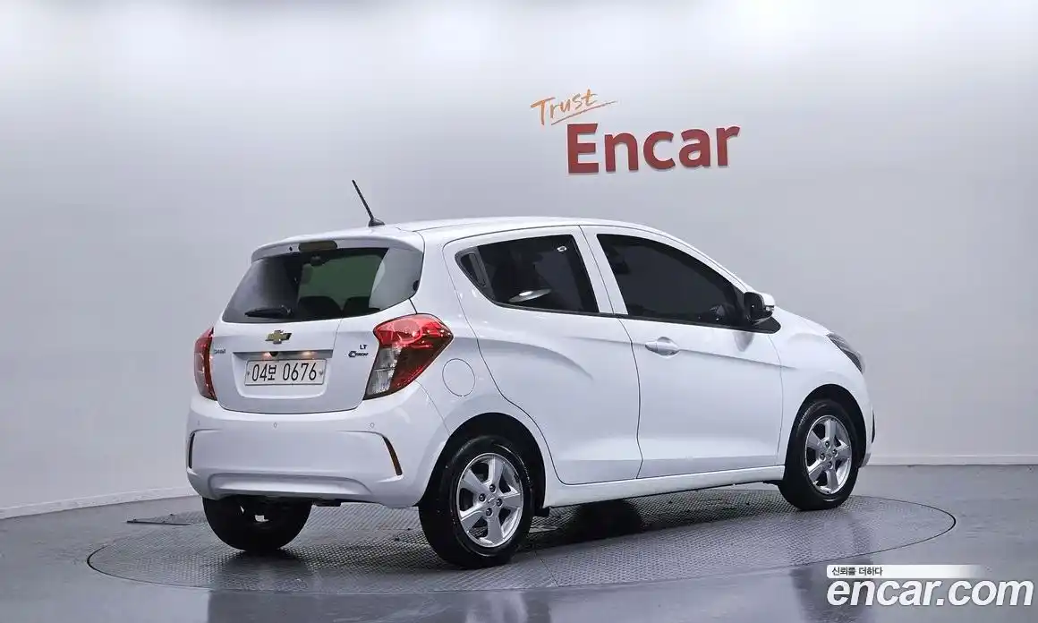 Chevrolet Spark 2016 1.0 Автомат в Москве № 172836, фото 15