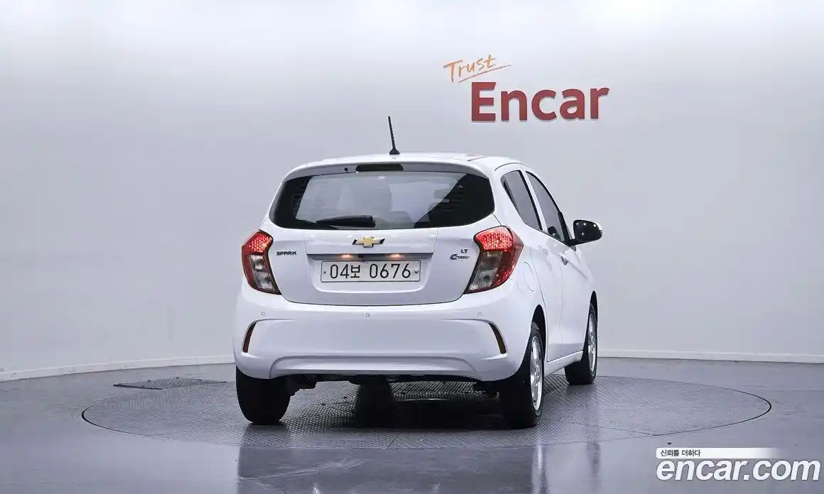 Chevrolet Spark 2016 1.0 Автомат в Москве № 172836, фото 8