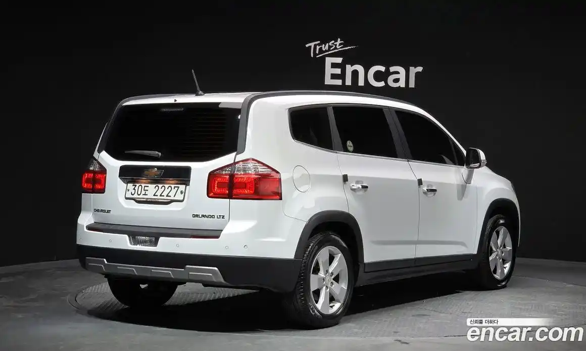 Chevrolet Orlando 2015 2.0 Автомат в Москве № 174991, фото 1