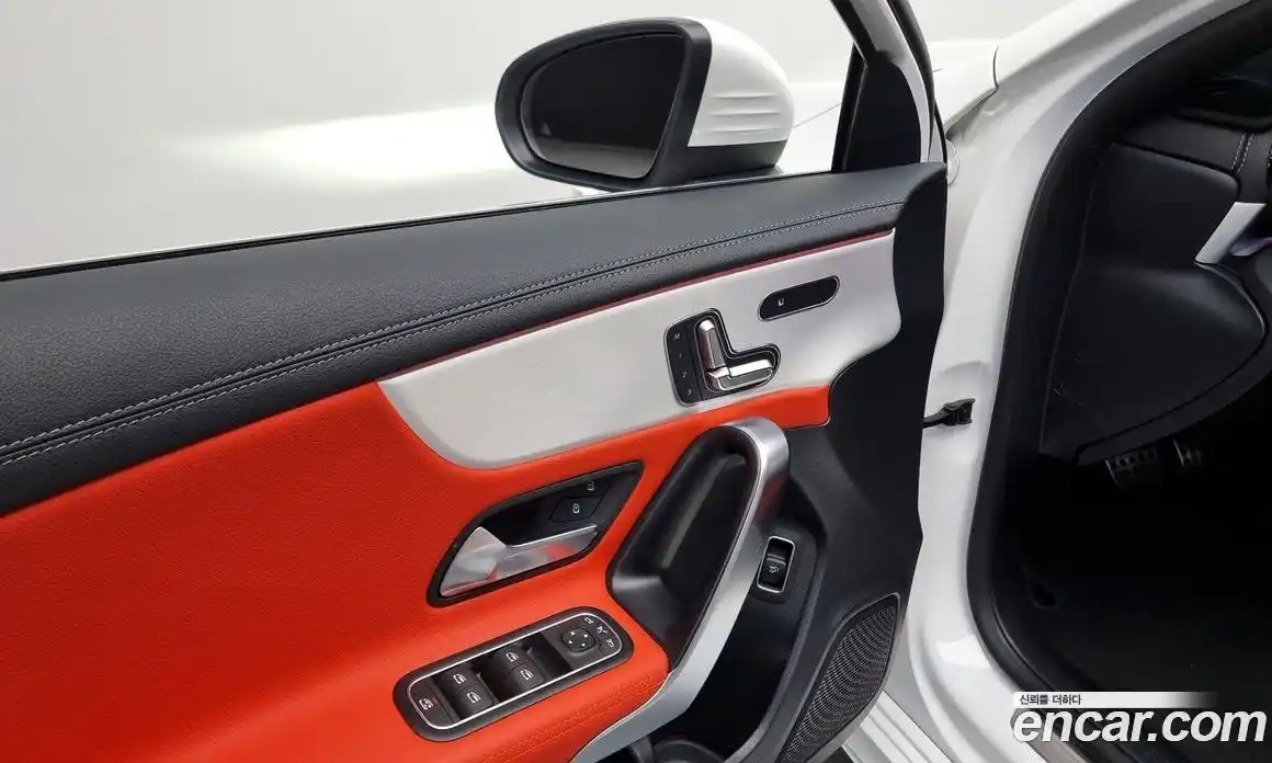 Mercedes-Benz A-Class 2024 2.0 Автомат в Москве № 178017, фото 13