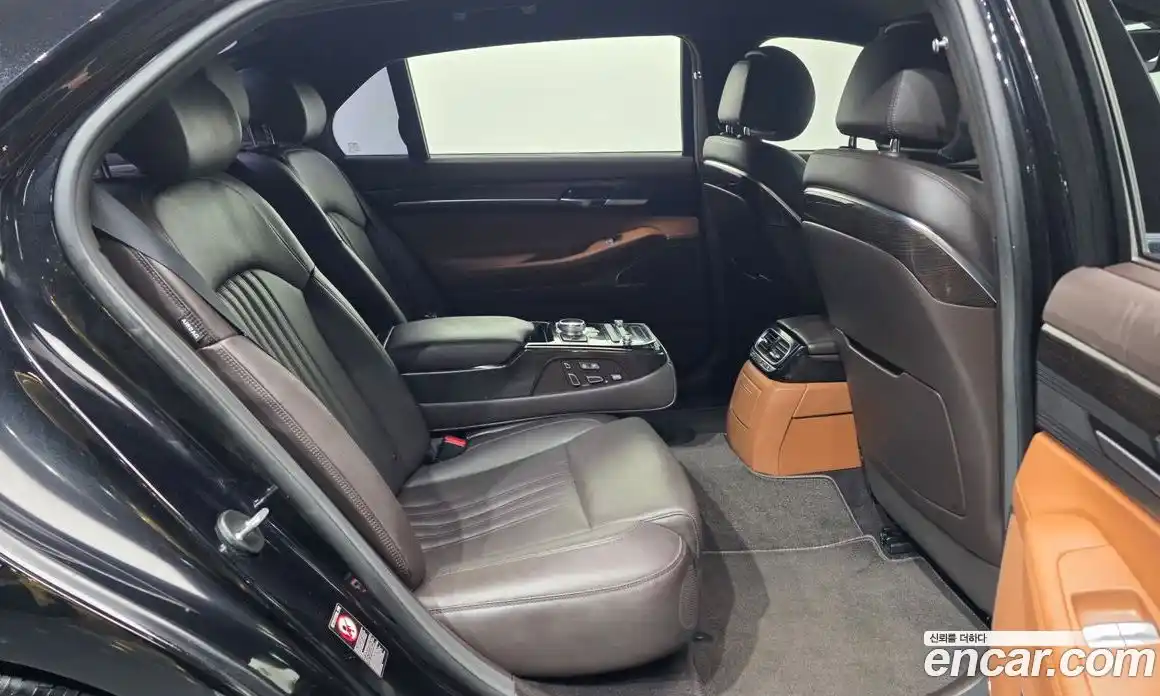 Genesis G90 2019 3.8 Автомат в Москве № 178470, фото 5