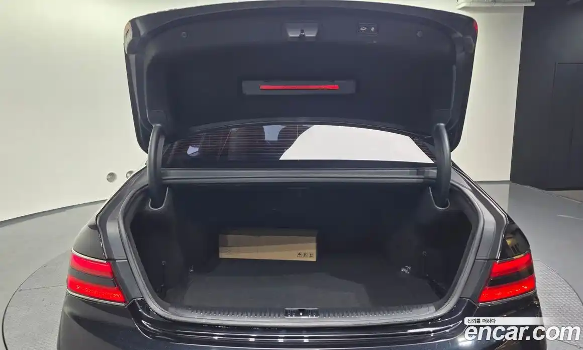 Genesis G90 2019 3.8 Автомат в Москве № 178470, фото 8