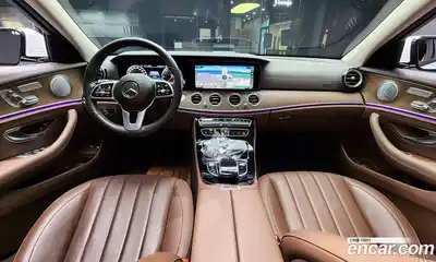 Mercedes-Benz E-Class 2020 2.0 Автомат в Москве № 179780, миниатюра 12