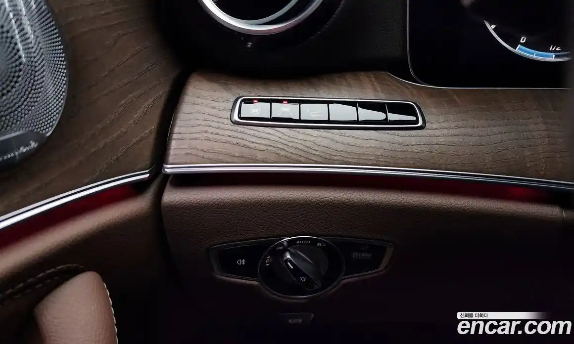 Mercedes-Benz E-Class 2020 2.0 Автомат в Москве № 179780, фото 18