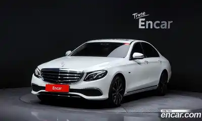 Mercedes-Benz E-Class 2020 2.0 Автомат в Москве № 179780, миниатюра 5