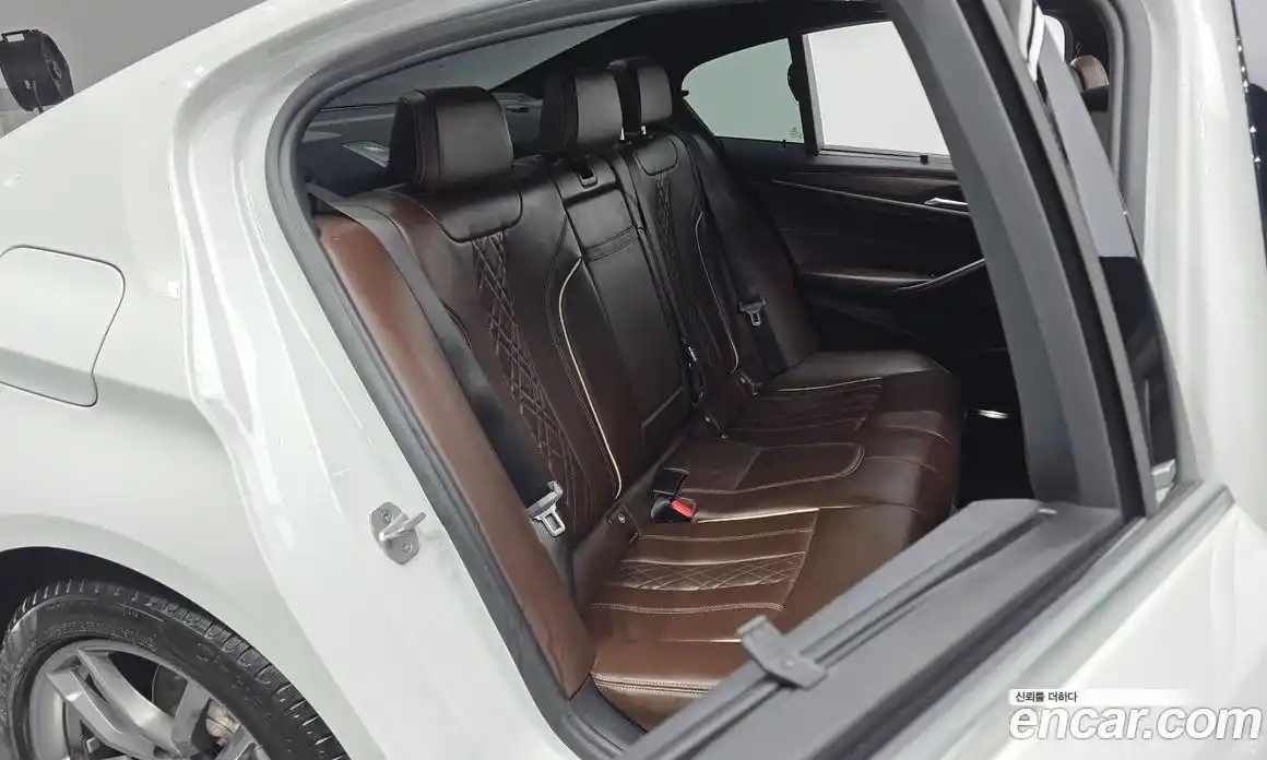 BMW 5-Series 2018 2.0 Автомат в Москве № 191297, фото 5