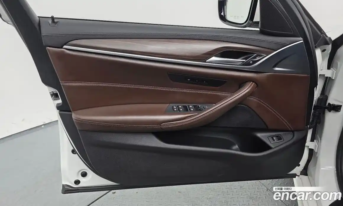 BMW 5-Series 2018 2.0 Автомат в Москве № 191297, фото 6