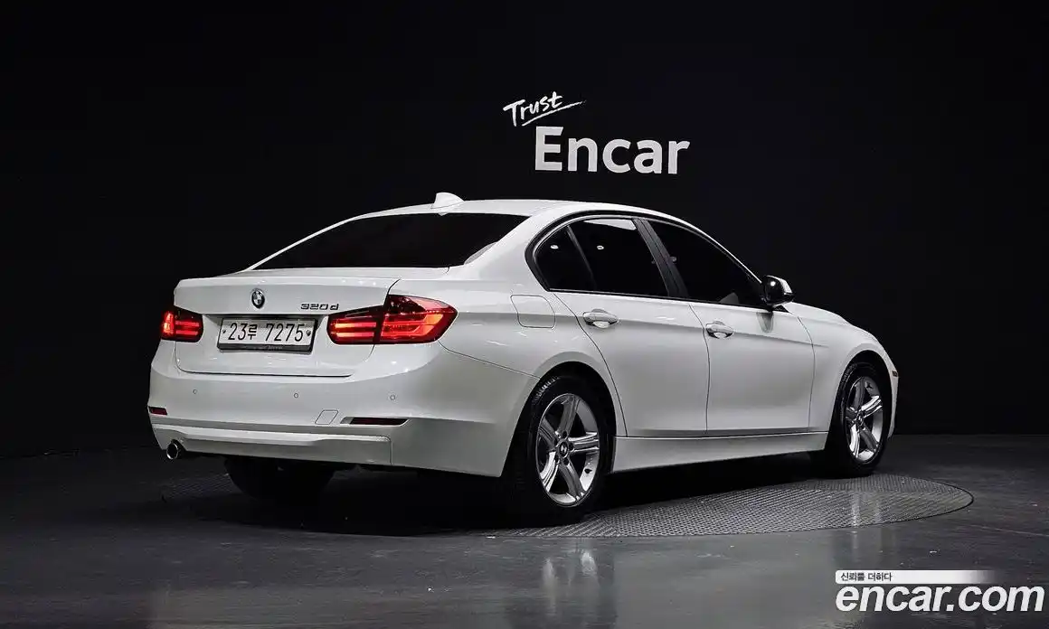 BMW 3-Series 2014 2.0 Автомат в Москве № 192421, фото 16