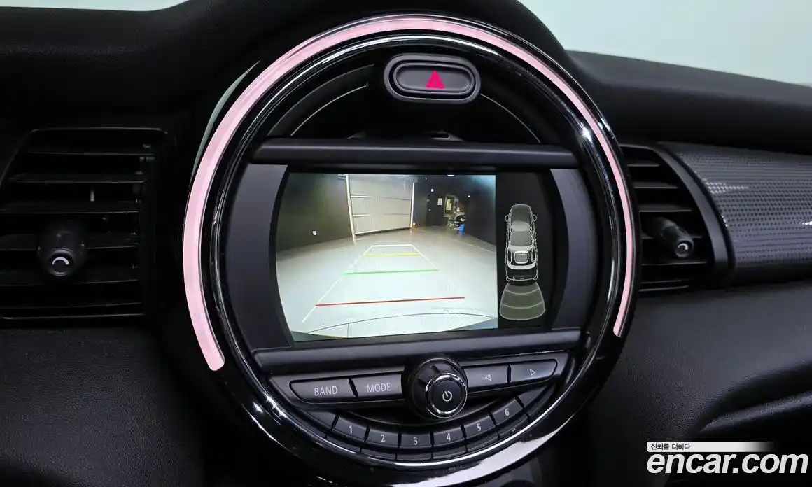 Mini Cooper 2016 1.5 Автомат в Москве № 192856, фото 20