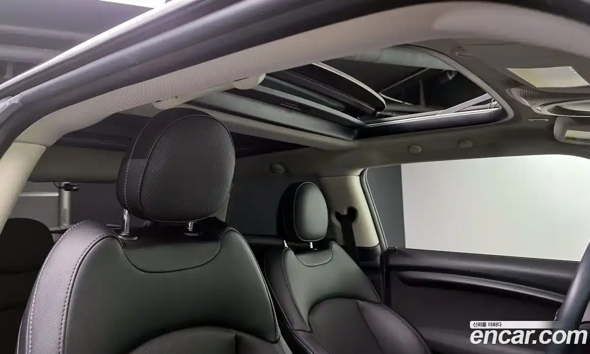 Mini Cooper 2016 1.5 Автомат в Москве № 192856, фото 9