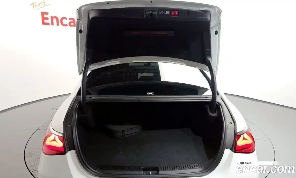 Mercedes-Benz E-Class 2025 3.0 Автомат в Москве № 193902, фото 14