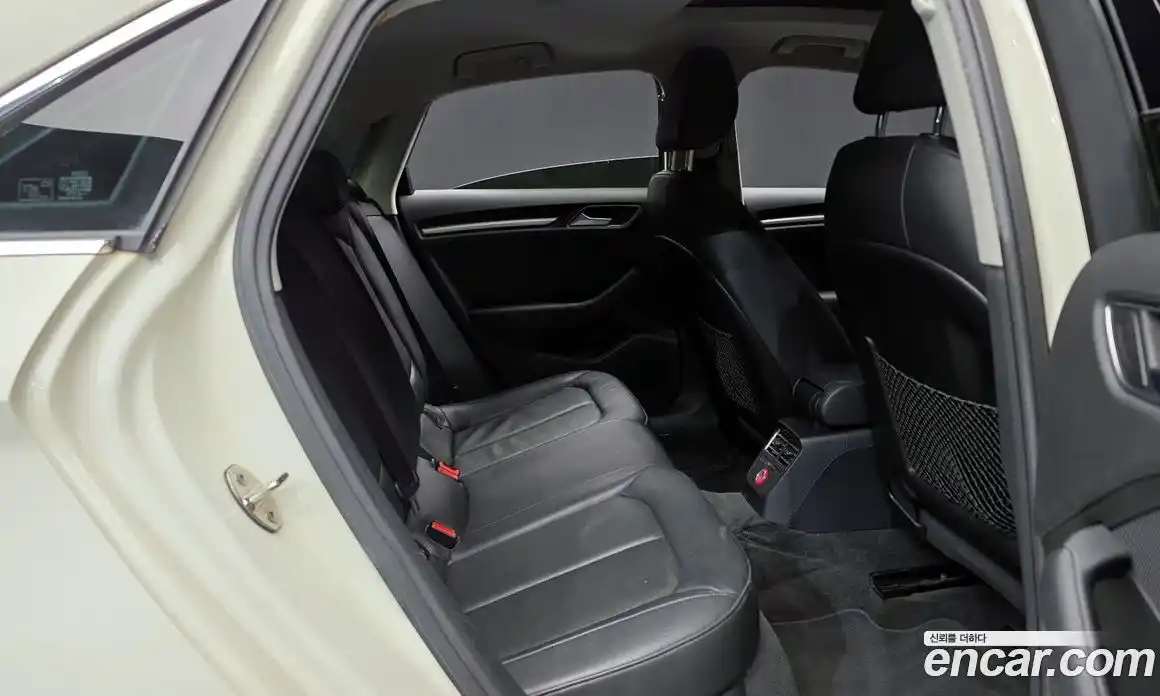 Audi A3 2014 2.0 Автомат в Москве № 193912, фото 9