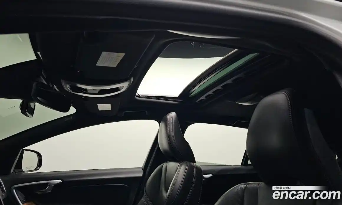 Volvo V60 2017 2.0 Автомат в Москве № 194776, фото 10