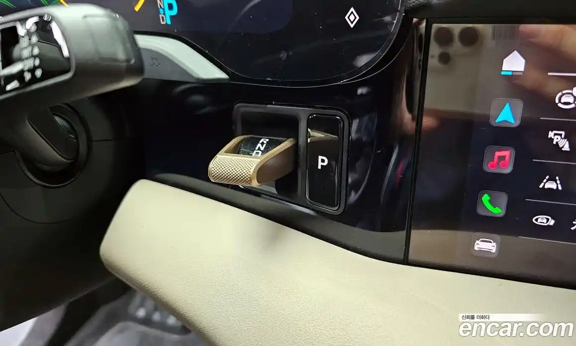 Porsche Taycan 2023 0.1 Автомат в Москве № 197261, фото 5