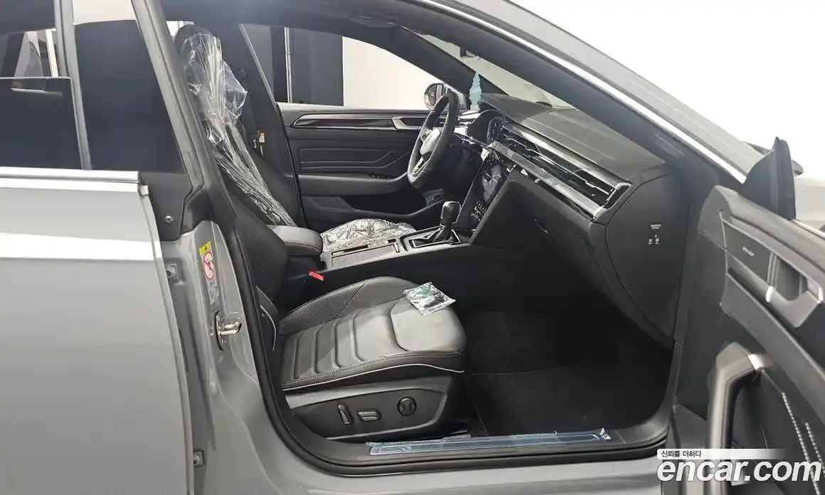 Volkswagen Arteon 2023 2.0 Автомат в Москве № 199052, фото 19