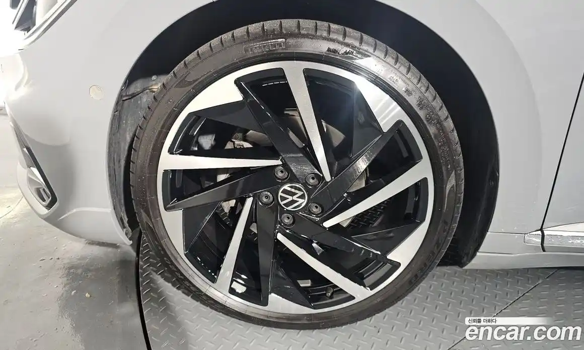 Volkswagen Arteon 2023 2.0 Автомат в Москве № 199052, фото 20