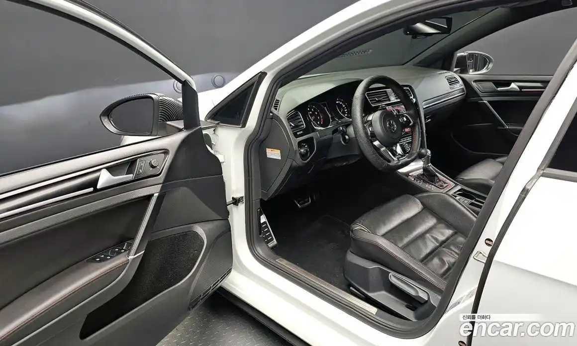 Volkswagen Golf 2015 2.0 Автомат в Москве № 199192, фото 20