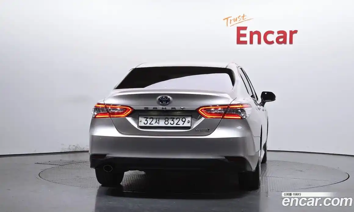 Toyota Camry 2018 2.5 Автомат в Москве № 199634, фото 17