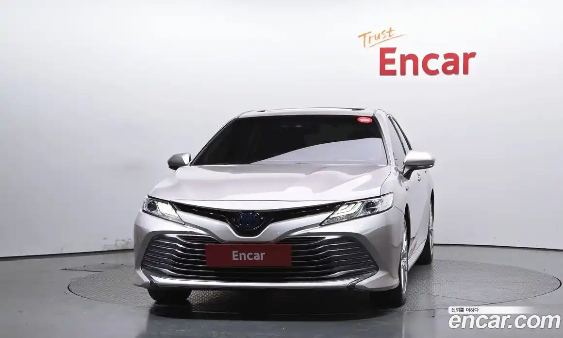 Toyota Camry 2018 2.5 Автомат в Москве № 199634, фото 18