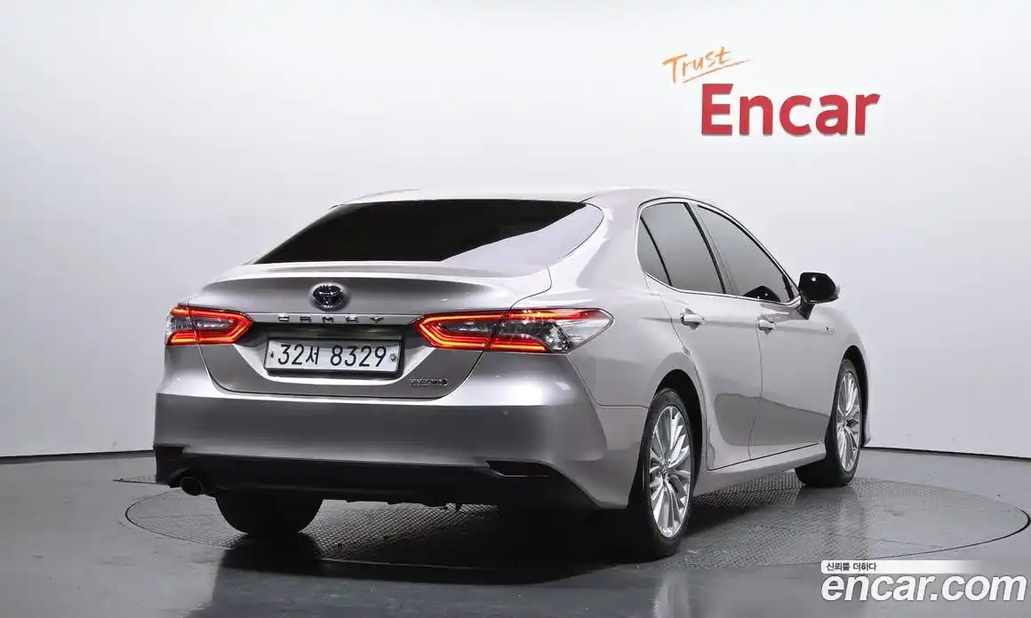 Toyota Camry 2018 2.5 Автомат в Москве № 199634, фото 20