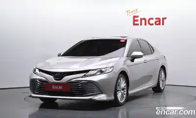 Toyota Camry 2018 2.5 Автомат в Москве № 199634, миниатюра 2