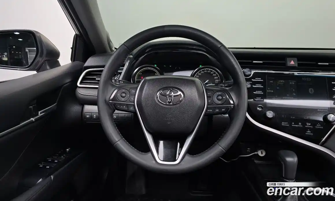 Toyota Camry 2018 2.5 Автомат в Москве № 199634, фото 10