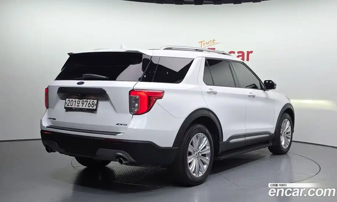 Ford Explorer 2022 2.3 Автомат в Москве № 199802, фото 19