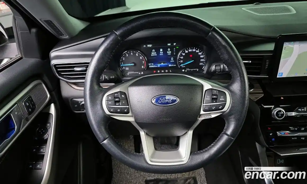 Ford Explorer 2022 2.3 Автомат в Москве № 199802, фото 6