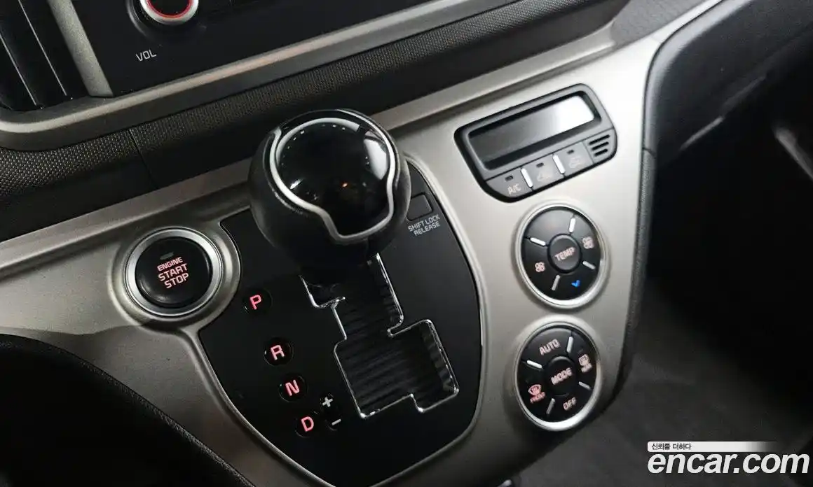 Kia Ray 2022 1.0 Автомат в Москве № 19993, фото 16