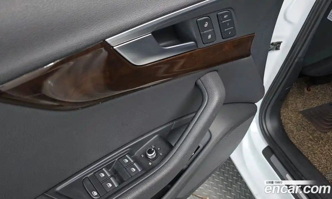 Audi A4 2016 2.0 Автомат в Москве № 204453, фото 9