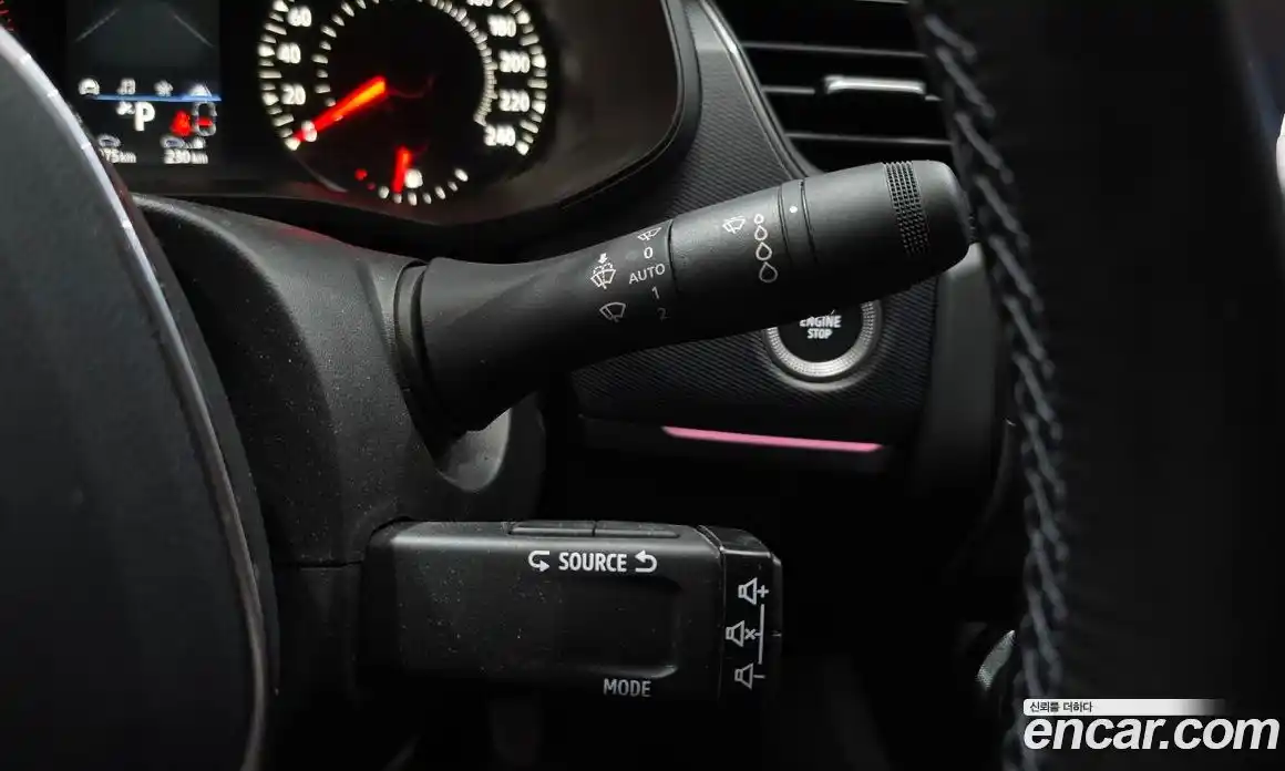 Renault XM3 2023 1.6 Автомат в Москве № 204550, фото 13